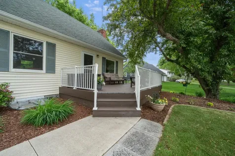 406 Fingal Court Alexandria MN 56308