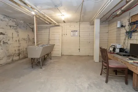 1321 Payne Avenue E Saint Paul MN 55130