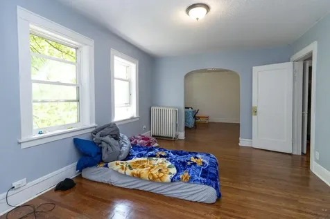 1321 Payne Avenue E Saint Paul MN 55130