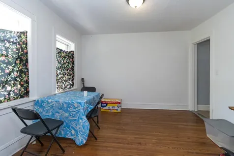 1321 Payne Avenue E Saint Paul MN 55130