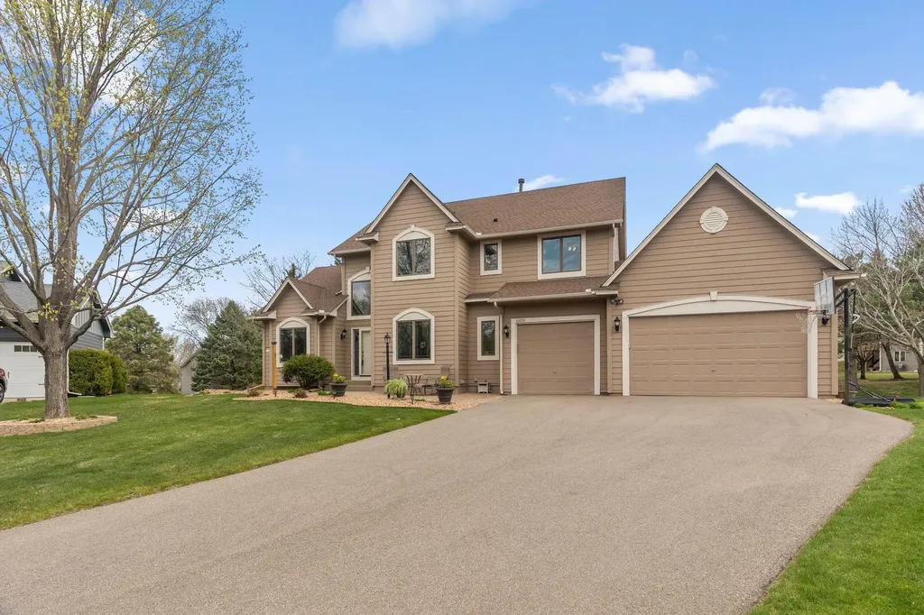 10053 Raleigh Court Woodbury MN 55129