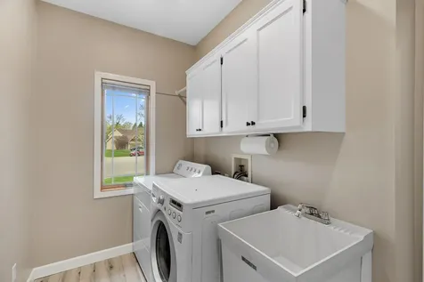 10053 Raleigh Court Woodbury MN 55129