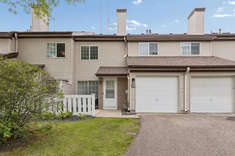 769 Crystal Avenue Shoreview MN 55126
