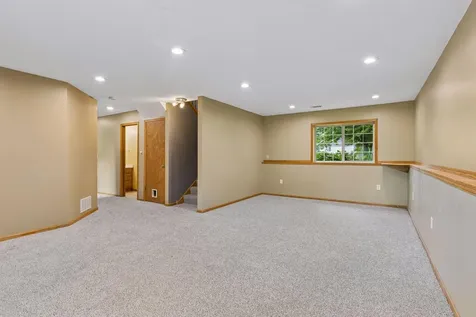 680 Lois Lane Lino Lakes MN 55014