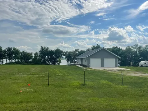 22 Jayvee Lane Garvin MN 56132