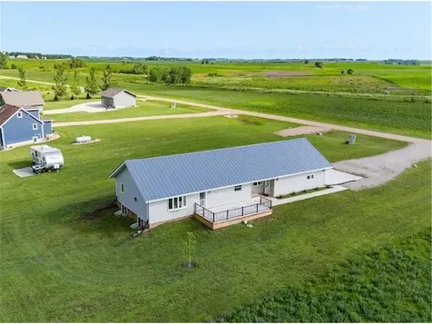22 Jayvee Lane Garvin MN 56132