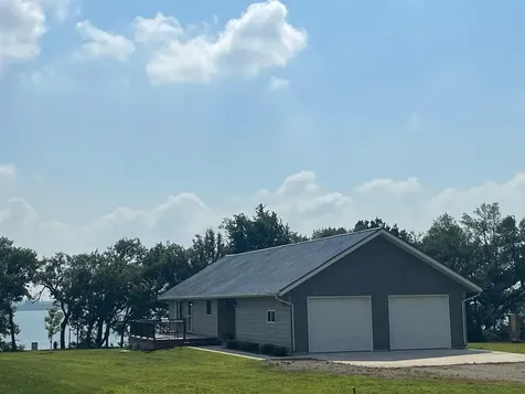 22 Jayvee Lane Garvin MN 56132