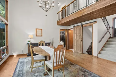 565 Lakota Lane Chaska MN 55318