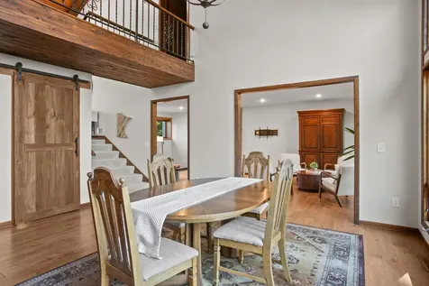565 Lakota Lane Chaska MN 55318