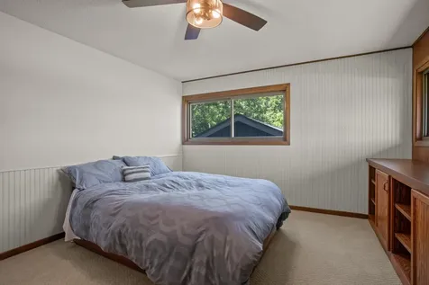 565 Lakota Lane Chaska MN 55318