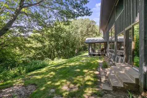 565 Lakota Lane Chaska MN 55318