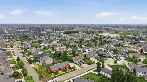 3432 Loberg Drive West Fargo ND 58078