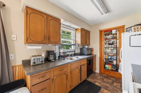1401 Summer Lane Faribault MN 55021