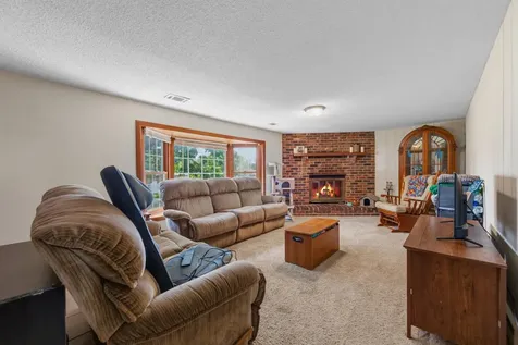 1401 Summer Lane Faribault MN 55021