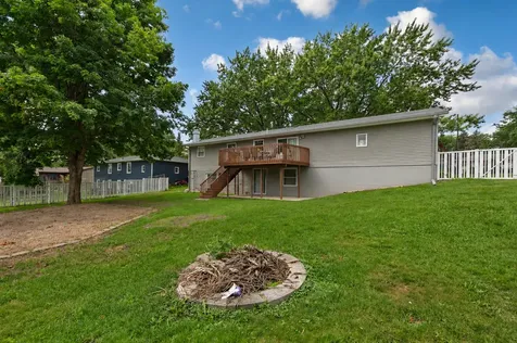 1401 Summer Lane Faribault MN 55021