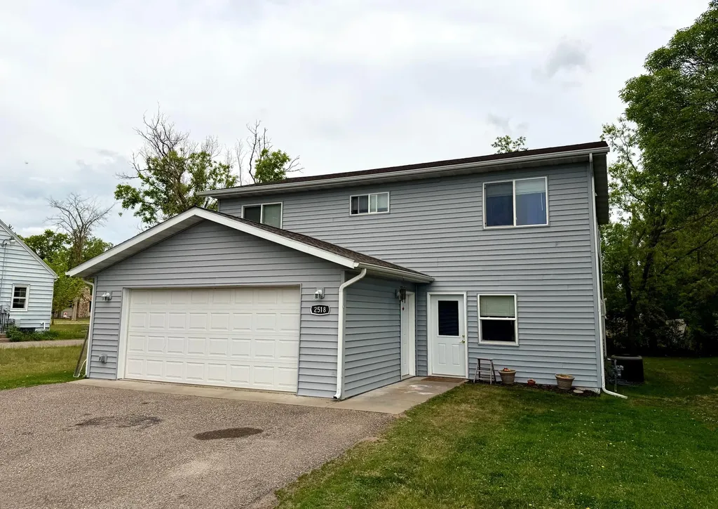 2518 Minnesota Avenue NW Bemidji MN 56601