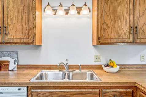 14733 Lower Endicott Way Apple Valley MN 55124