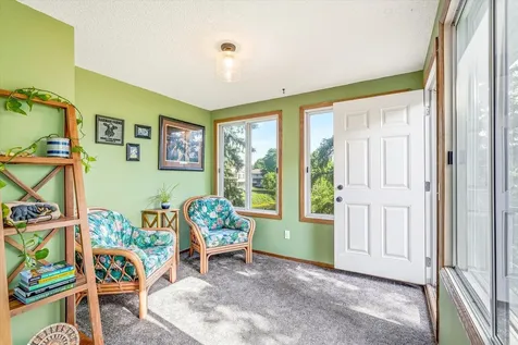 14733 Lower Endicott Way Apple Valley MN 55124