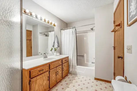 14733 Lower Endicott Way Apple Valley MN 55124