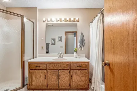 14733 Lower Endicott Way Apple Valley MN 55124