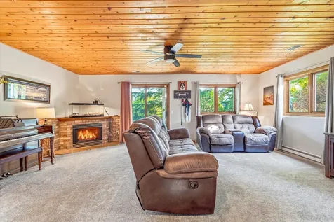 14733 Lower Endicott Way Apple Valley MN 55124