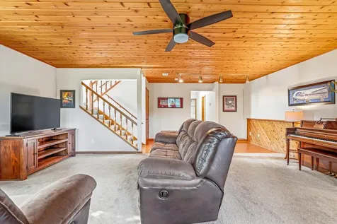 14733 Lower Endicott Way Apple Valley MN 55124
