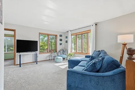 14733 Lower Endicott Way Apple Valley MN 55124