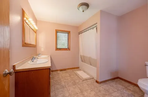 27162 County Road 16 Hibbing MN 55746