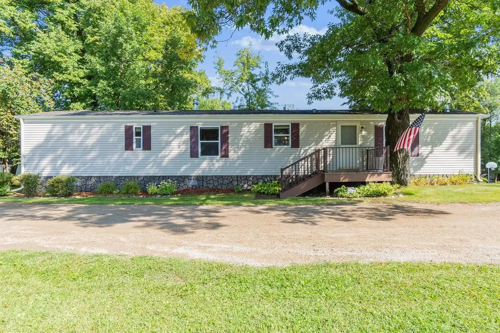 12935 Miltona Bay Road NE Alexandria MN 56308