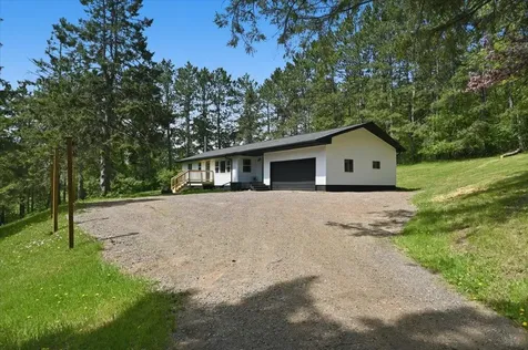 2253 Hay Lake Road Carlton MN 55718