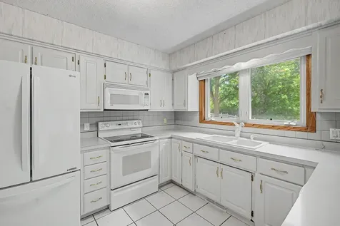 13901 92nd Place N Maple Grove MN 55369
