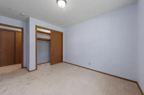 526 12th Street SE Owatonna MN 55060