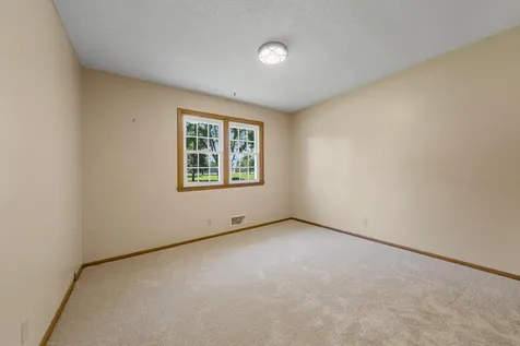 526 12th Street SE Owatonna MN 55060