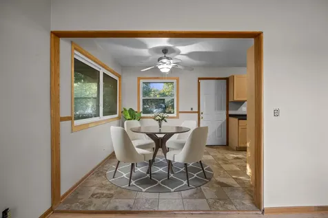6188 15th Street N Oakdale MN 55128