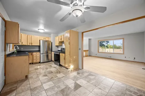 6188 15th Street N Oakdale MN 55128