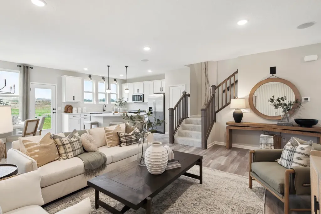 14947 Avondale View Rosemount MN 55068