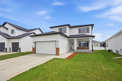 5497 11th Street W West Fargo ND 58078