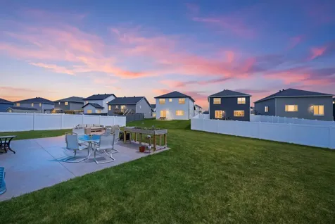 5497 11th Street W West Fargo ND 58078