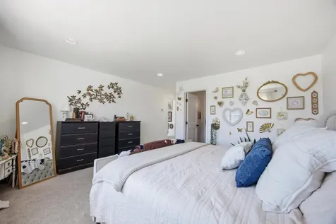 5497 11th Street W West Fargo ND 58078