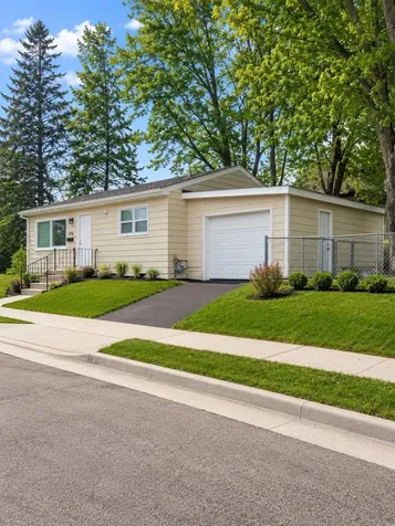 575 Nebraska Avenue E Saint Paul MN 55130
