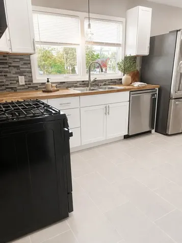 575 Nebraska Avenue E Saint Paul MN 55130