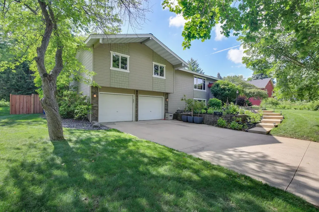 1400 Lia Drive Northfield MN 55057
