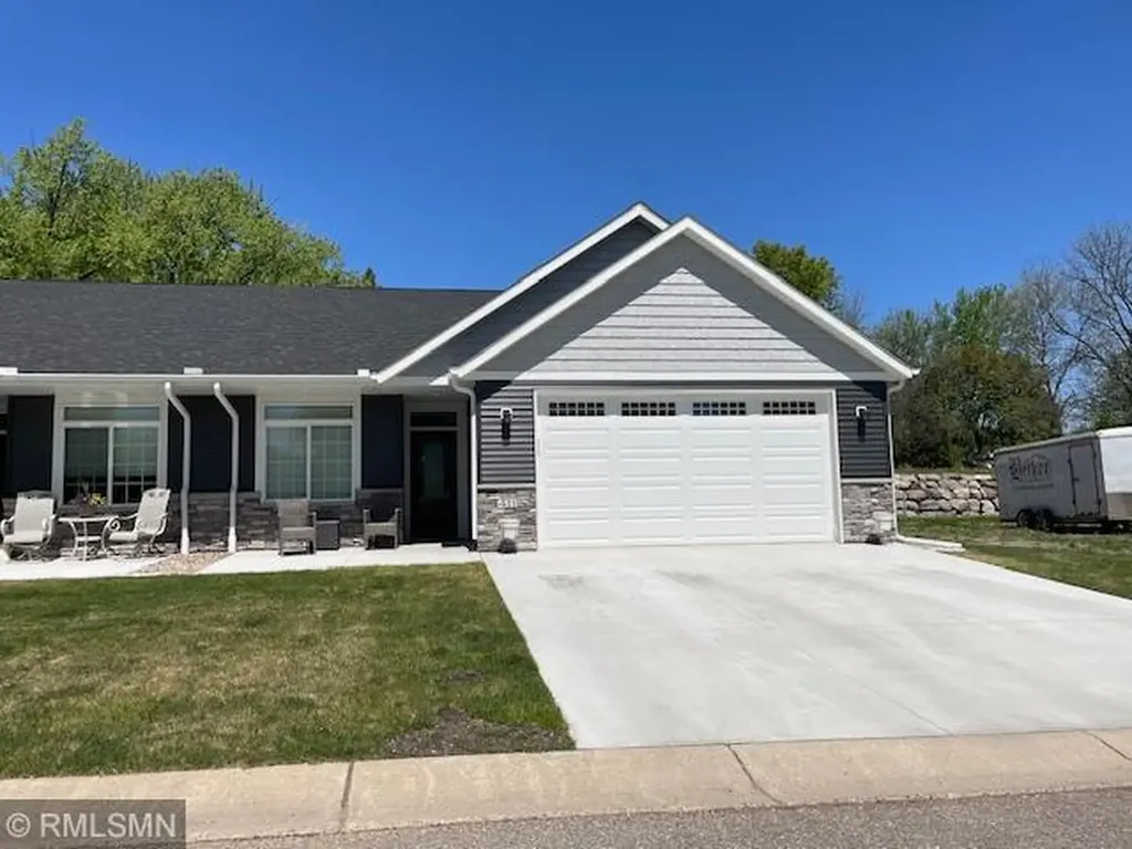 406 Kottke Court SE Hutchinson MN 55350