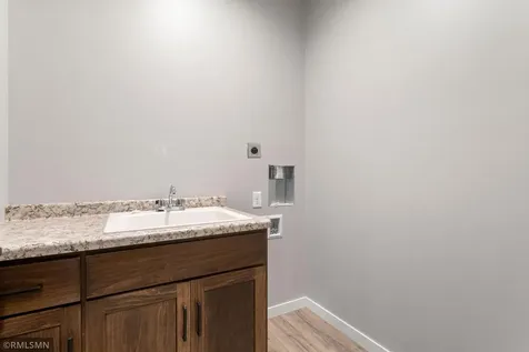 406 Kottke Court SE Hutchinson MN 55350