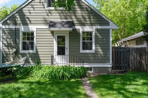 1716 Juliet Avenue Saint Paul MN 55105