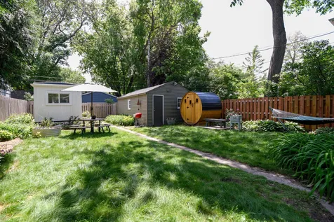1716 Juliet Avenue Saint Paul MN 55105