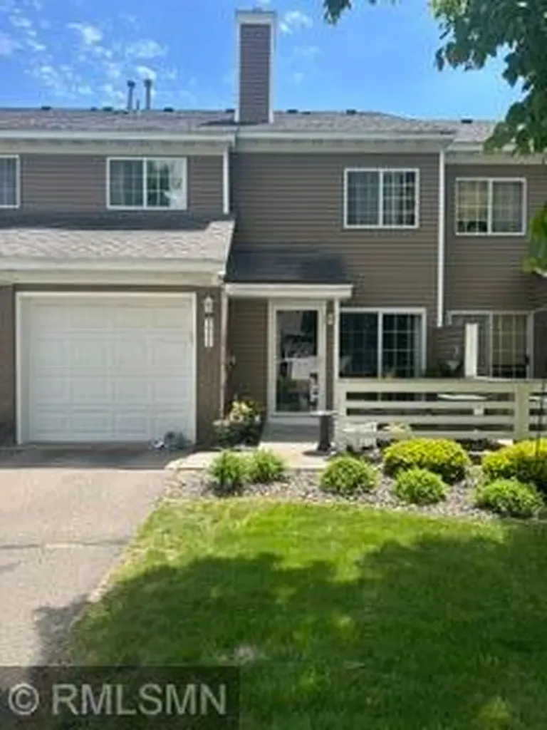 9992 NE Fillmore Street NE Blaine MN 55434