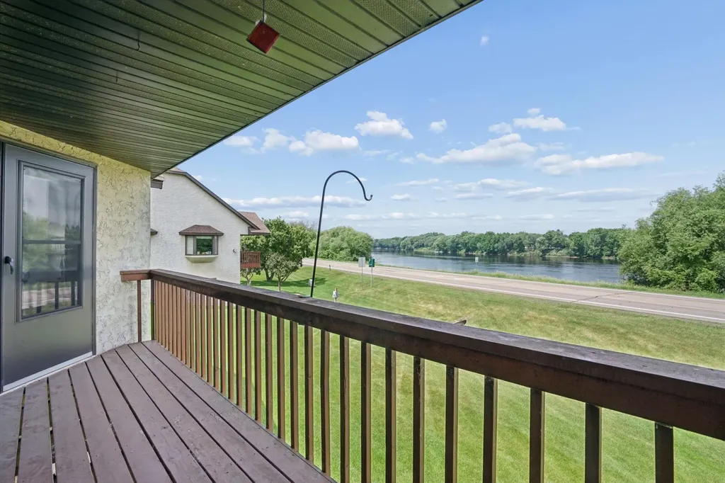 660 Riverview Drive Monticello MN 55362