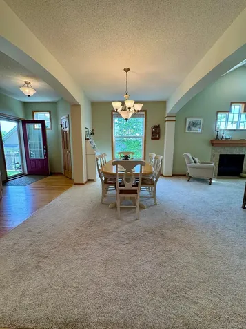 4711 Walnut Grove Lane N Plymouth MN 55446