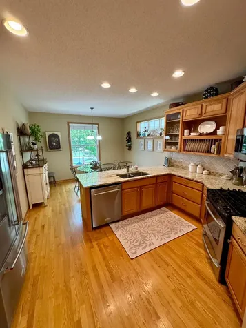 4711 Walnut Grove Lane N Plymouth MN 55446